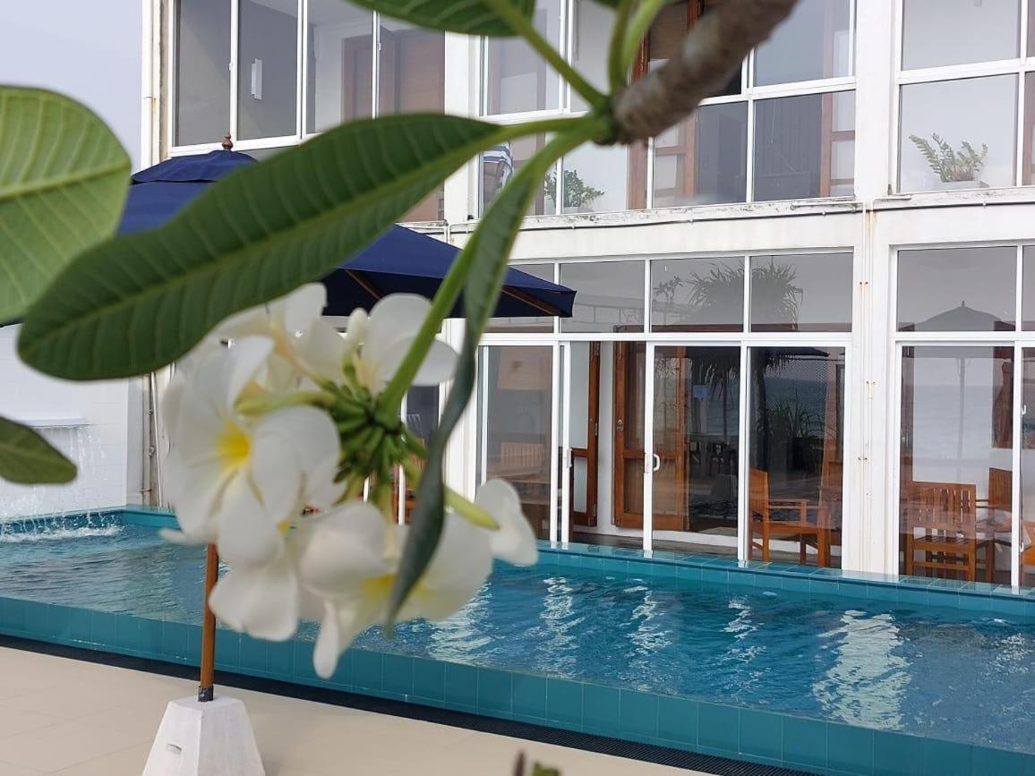 היקדואה White Sand Villa - Beach Front מראה חיצוני תמונה